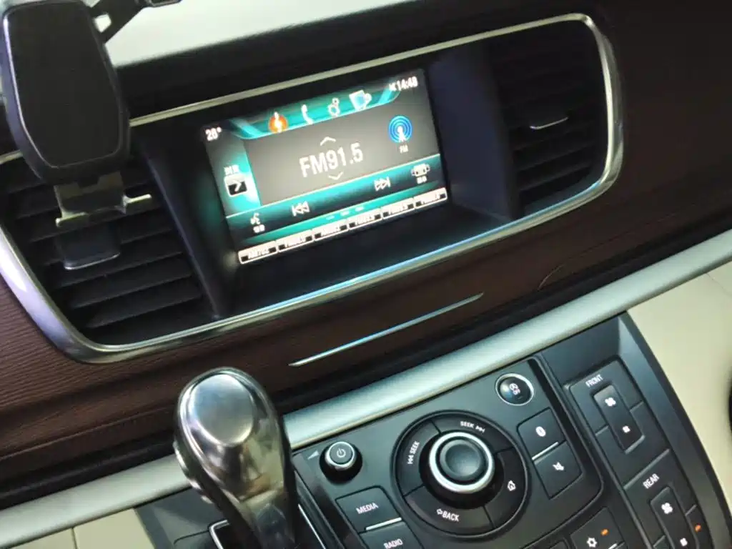 Buick GL8 — миниатюра 13