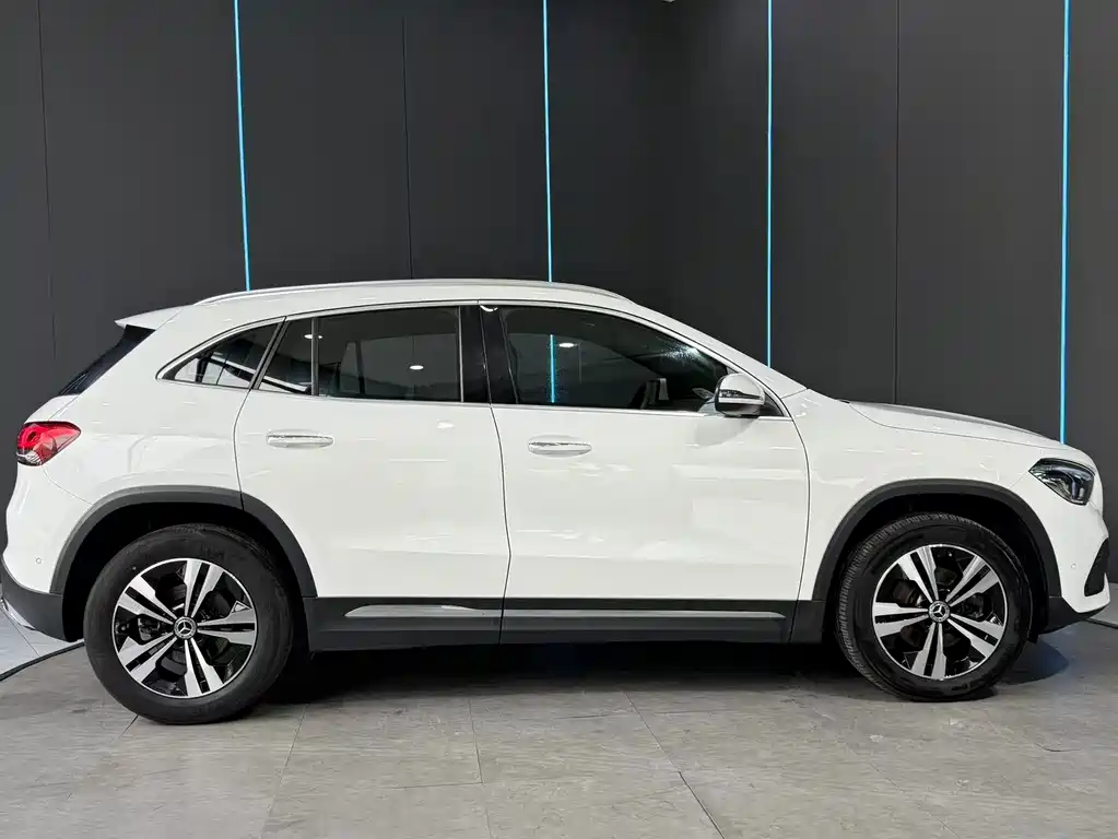 Mercedes-Benz GLA — миниатюра 4