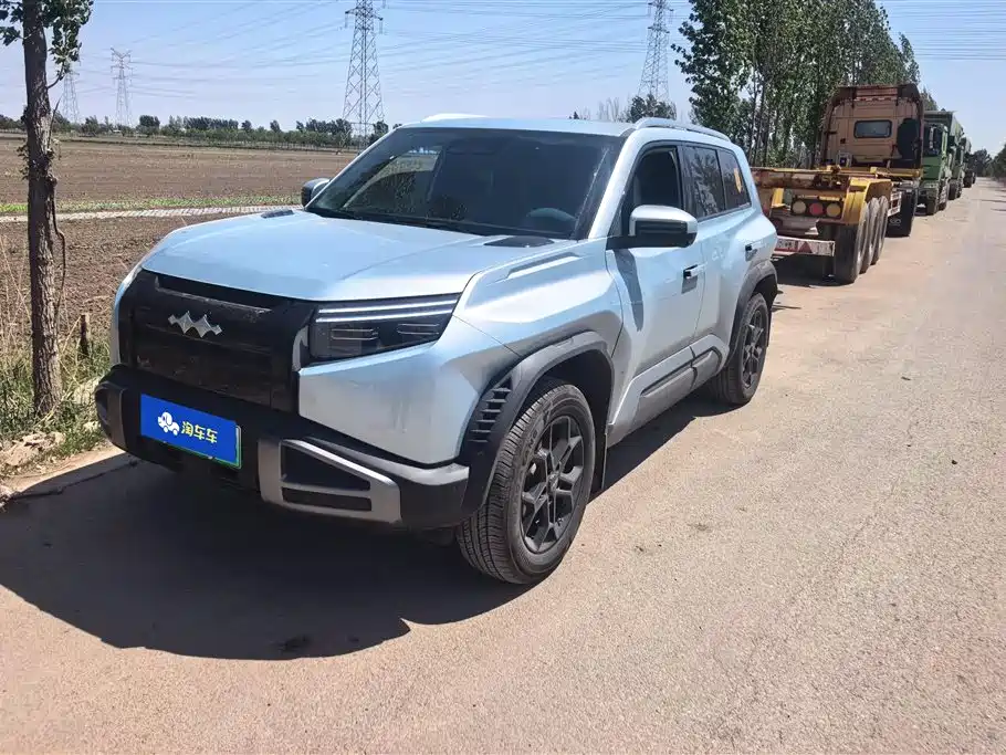 Fang Cheng Bao Titanium 3 2025