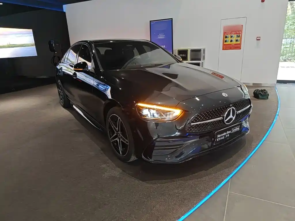 Mercedes-Benz C-Class — миниатюра 4