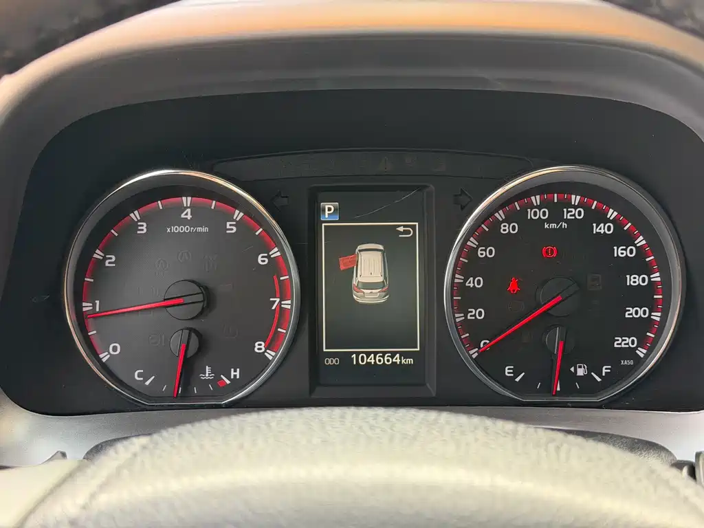 Toyota RAV4 — миниатюра 8