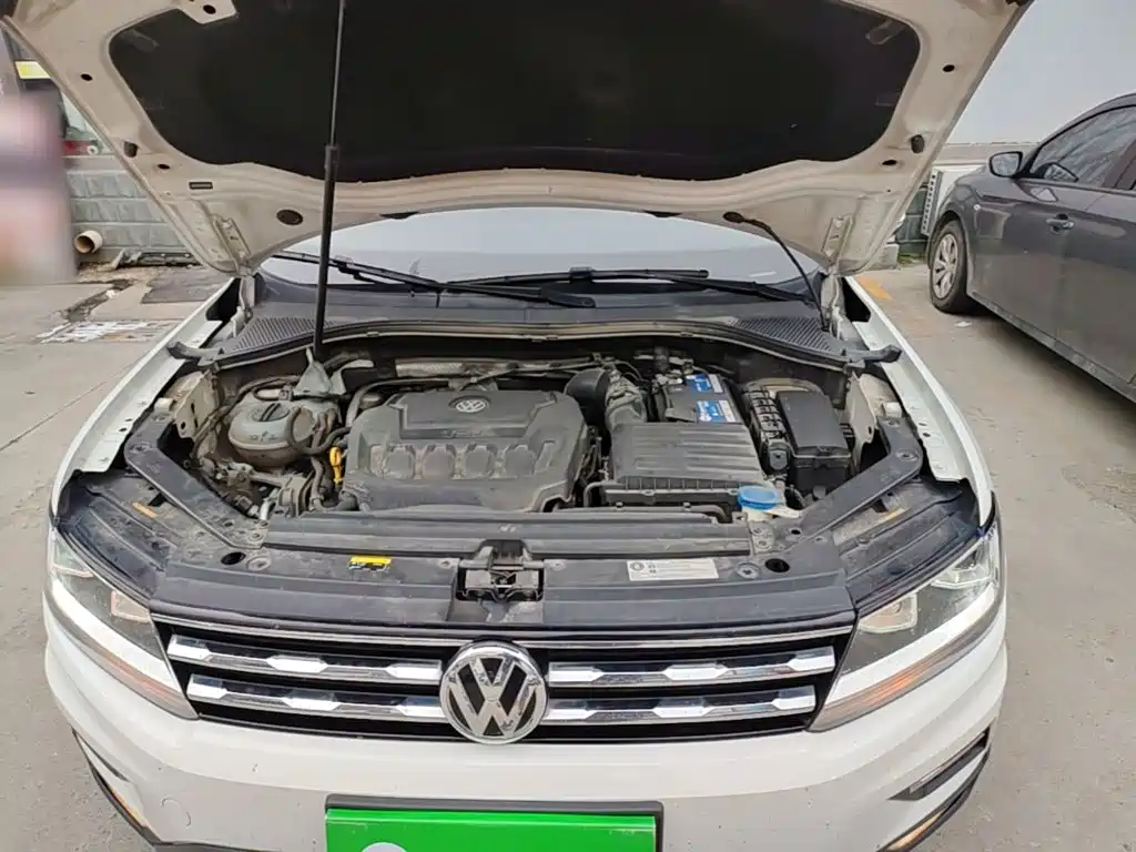 Volkswagen Tiguan L — миниатюра 20