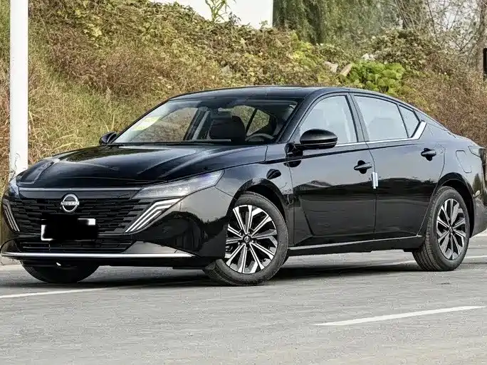 Nissan Teana 2026