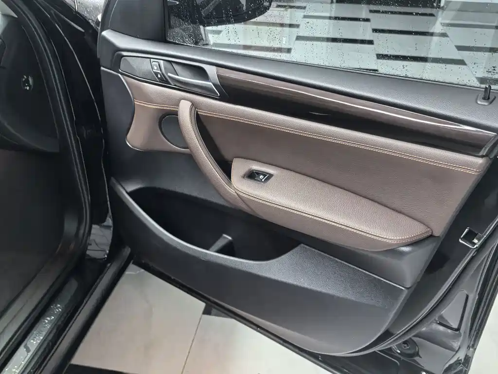 BMW X3 (Import) — миниатюра 17