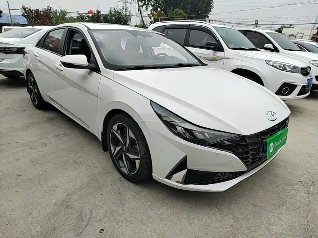 Hyundai Elantra — миниатюра 4