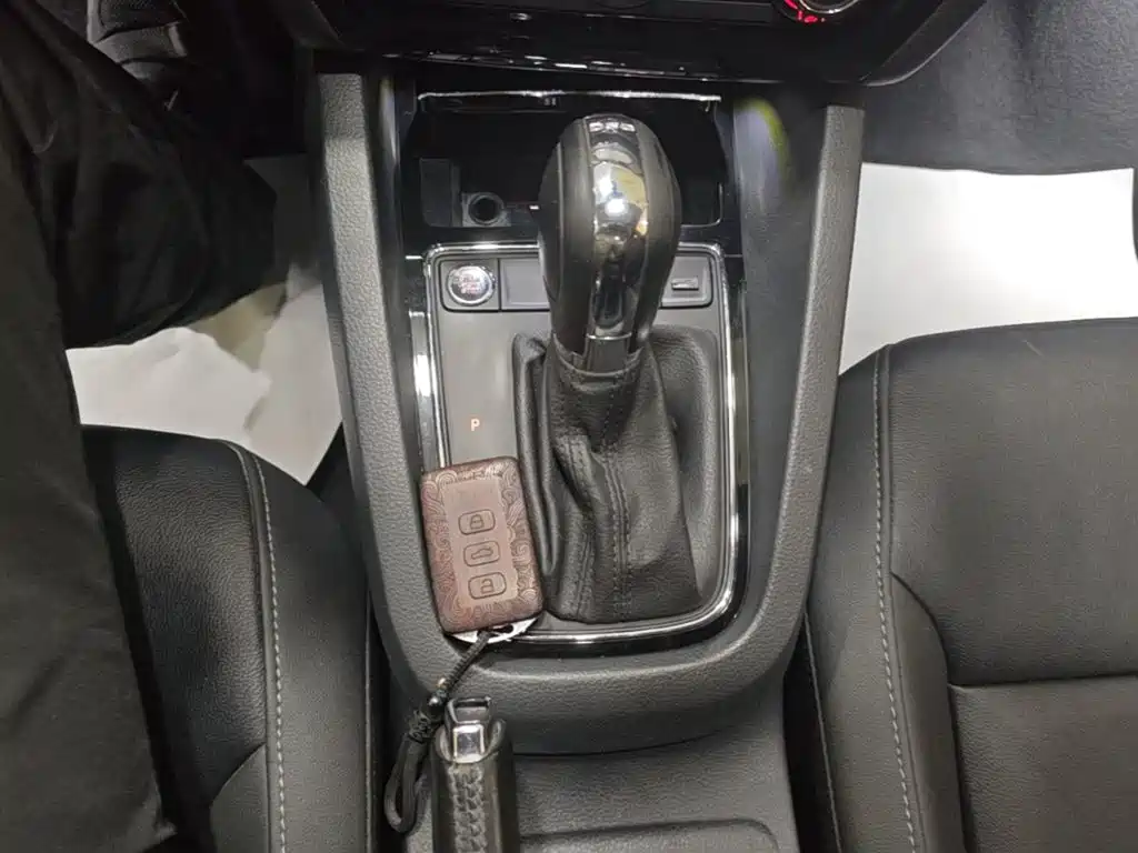 Volkswagen Sagitar — миниатюра 14