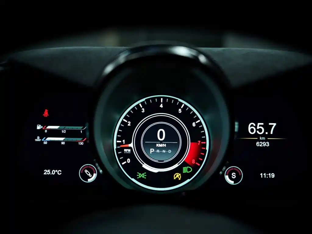Aston Martin V8 Vantage — миниатюра 9