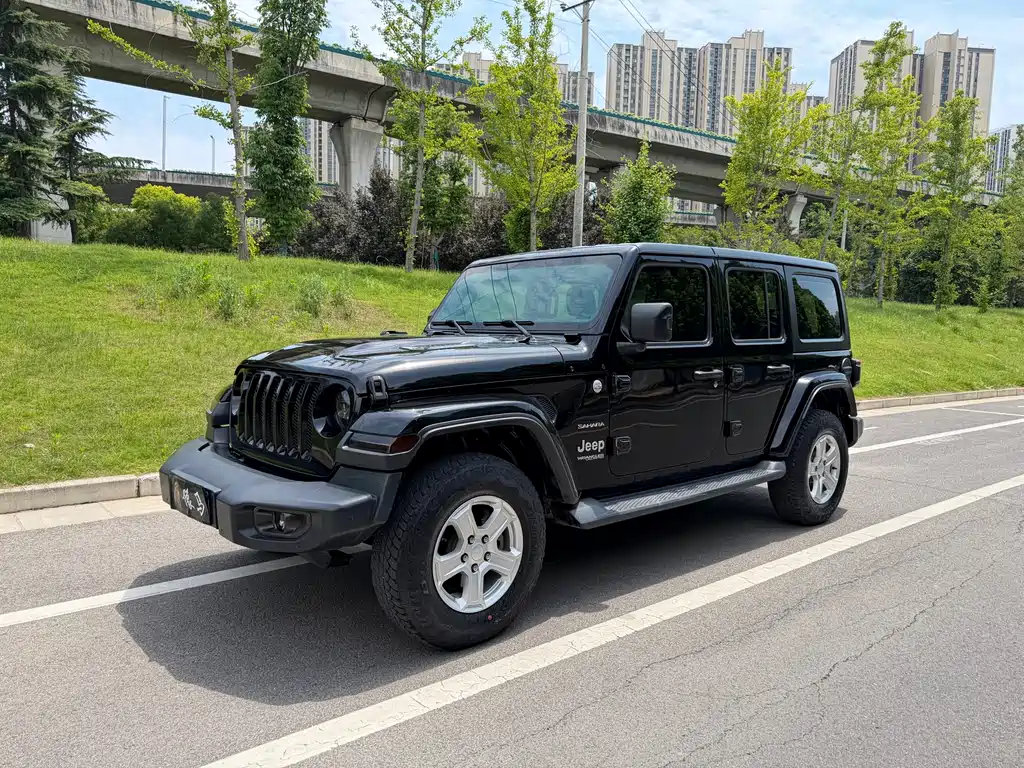 Jeep Wrangler 2018 2.0T Sahara 4-door Edition