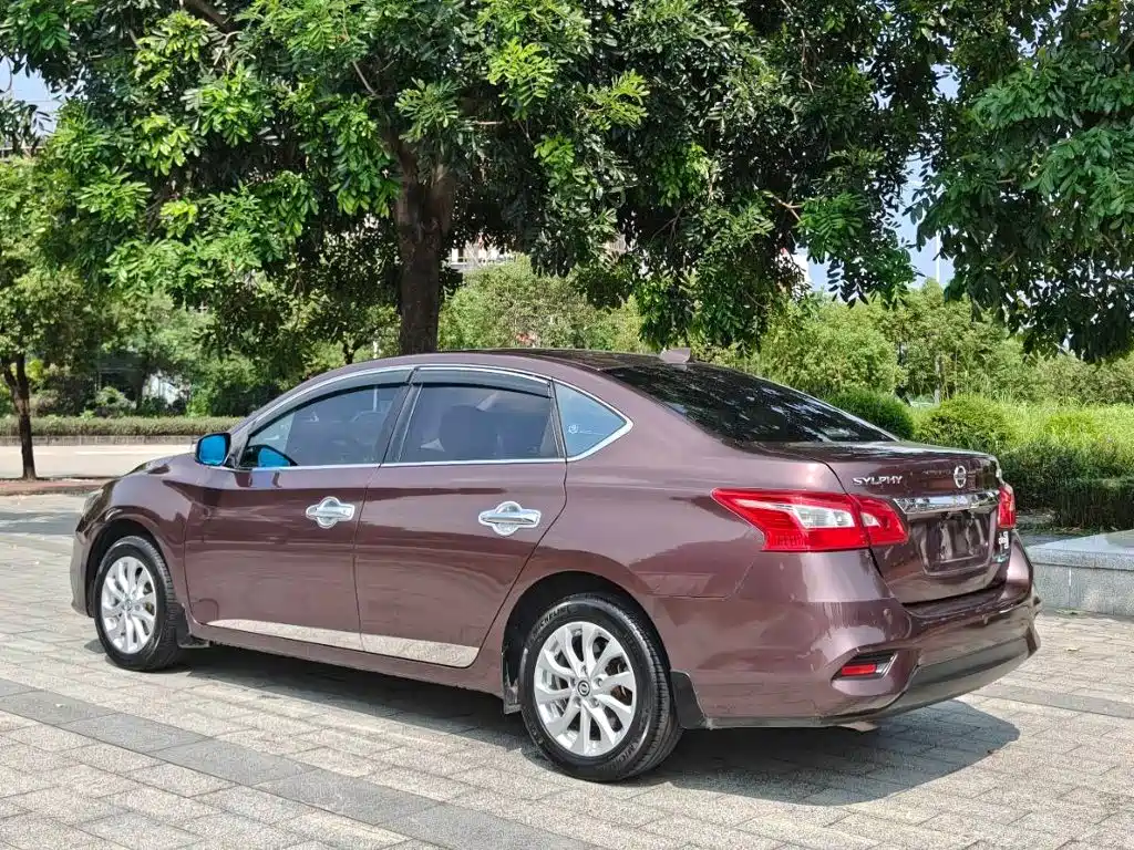 Nissan Sylphy — миниатюра 7