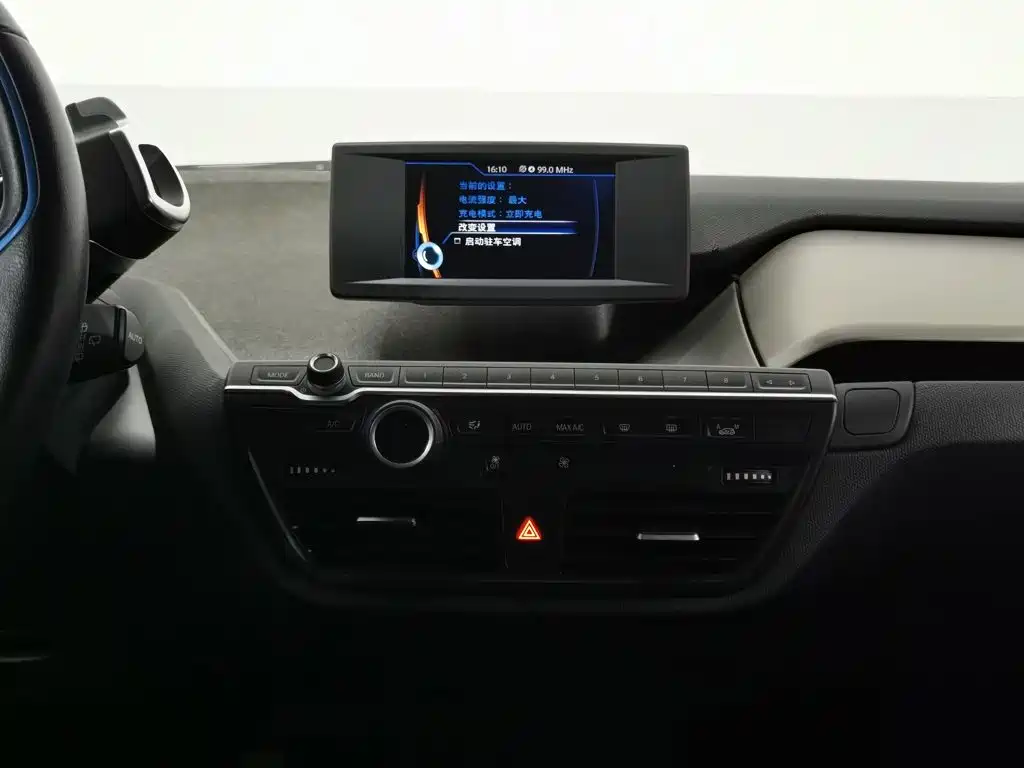BMW i3 (Import) — миниатюра 12