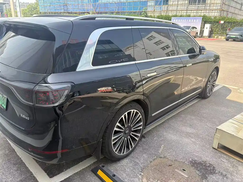 Aito M9 2024 Ultra 42kWh 6 мест