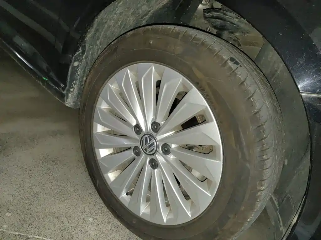 Volkswagen Lavida — миниатюра 8
