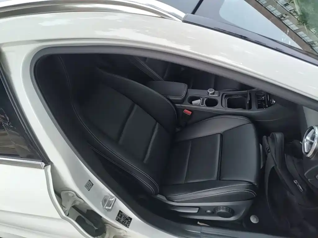 Mercedes-Benz GLA — миниатюра 25