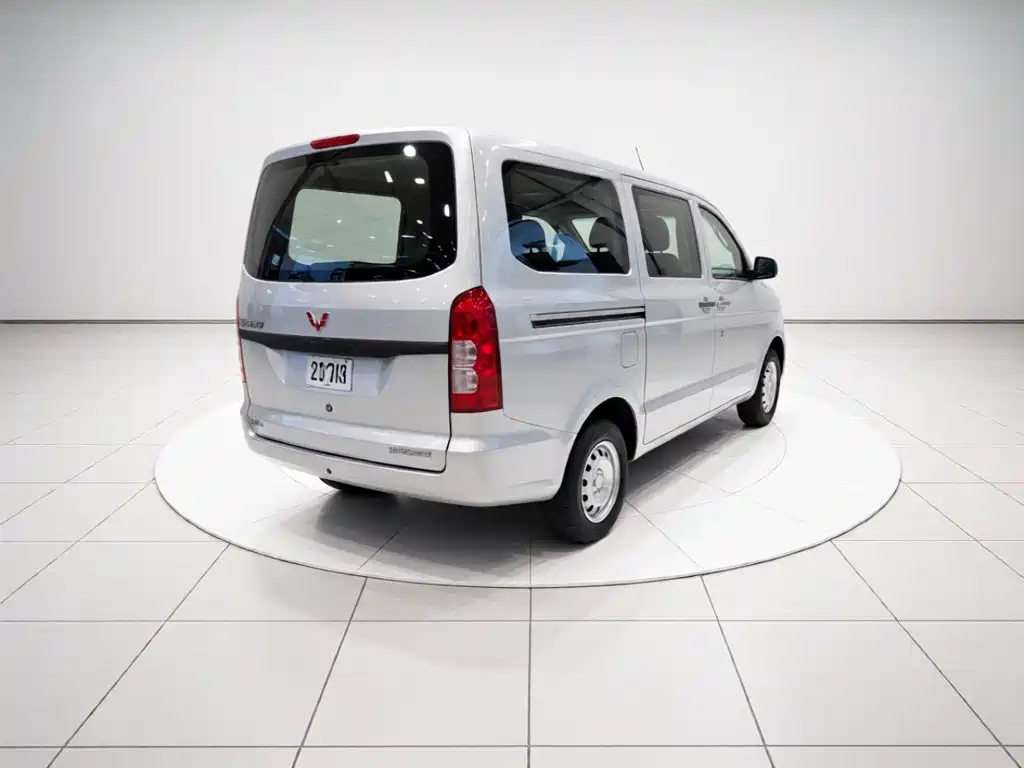 Wuling Hongguang V — миниатюра 4