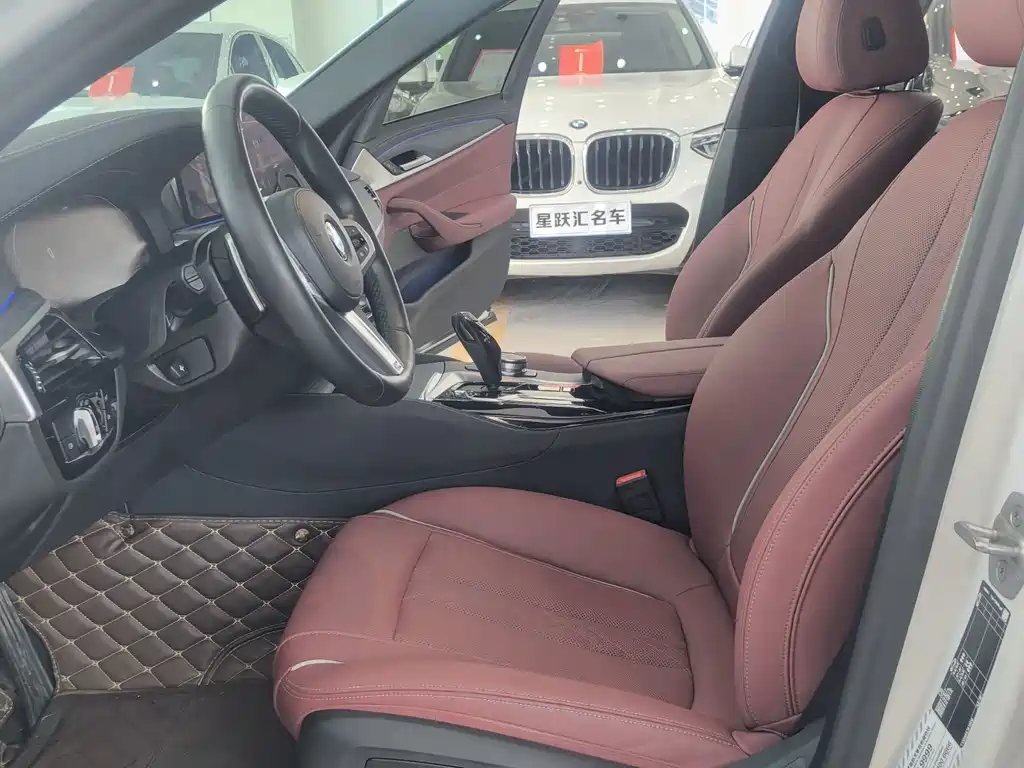 BMW 5 Series — миниатюра 23