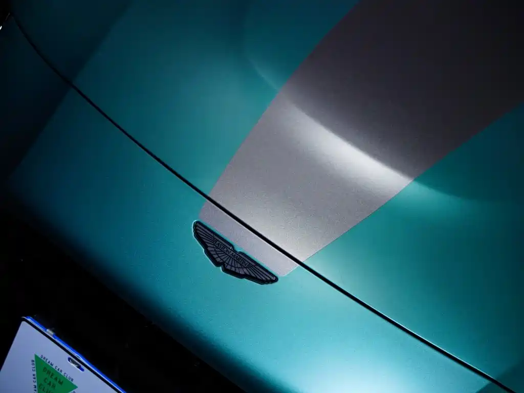 Aston Martin V8 Vantage — миниатюра 49