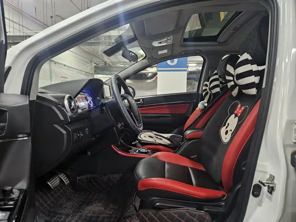 BAIC New Energy EX — миниатюра 7