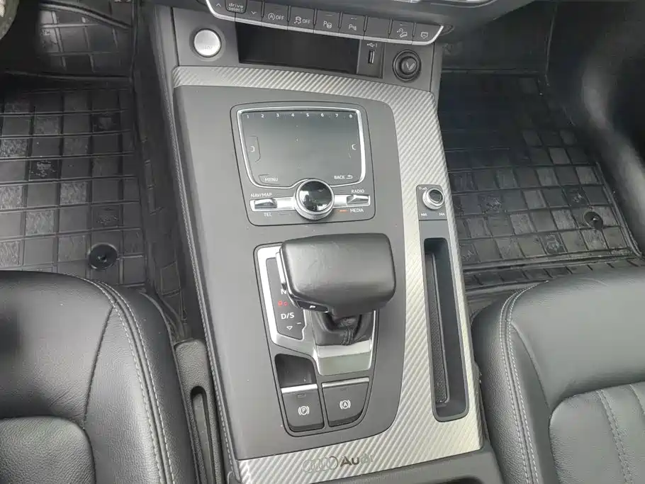 Audi Q5L — миниатюра 16