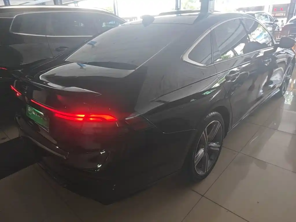 Honda Accord — миниатюра 7