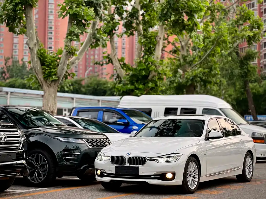 Купить BMW 3 Series