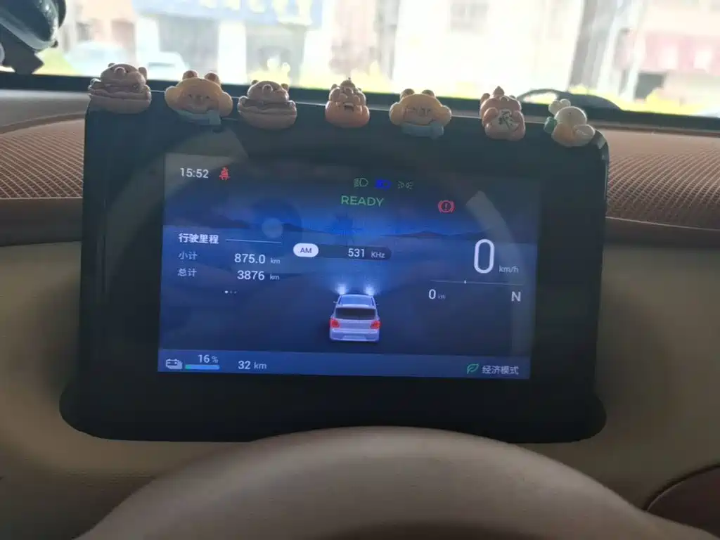 Wuling MINIEV — миниатюра 12