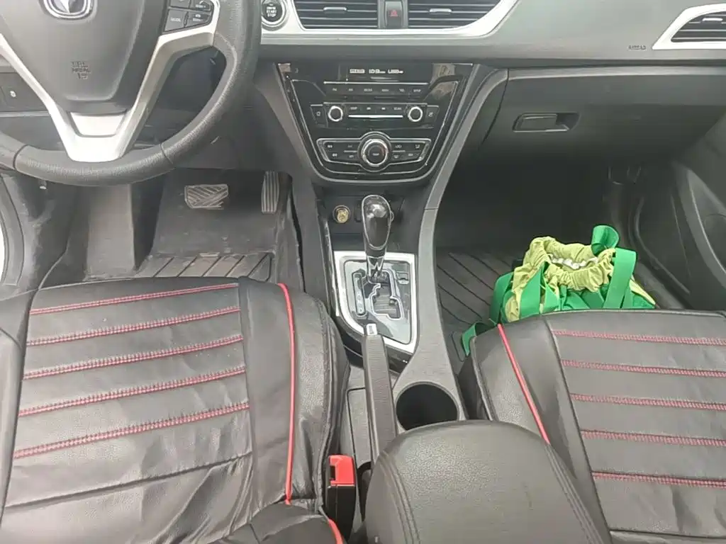 Changan V7 — миниатюра 14