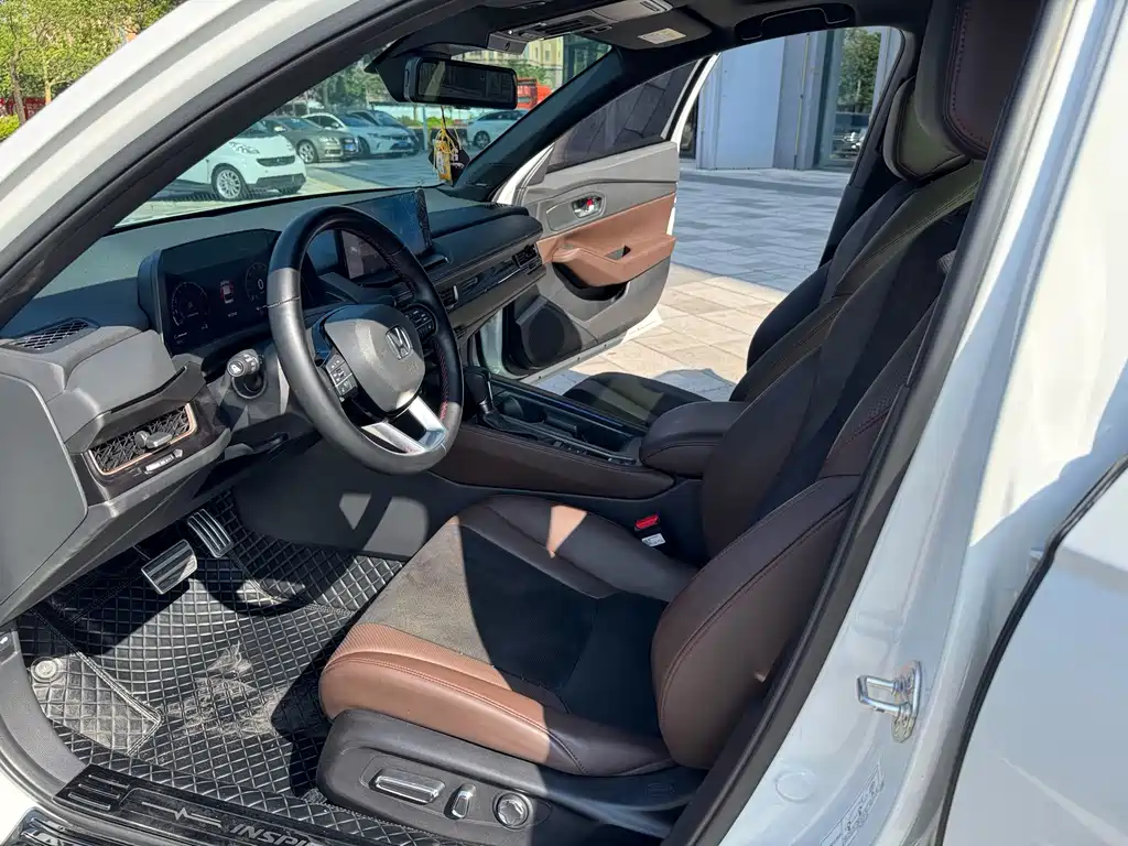 Honda Inspire — миниатюра 9