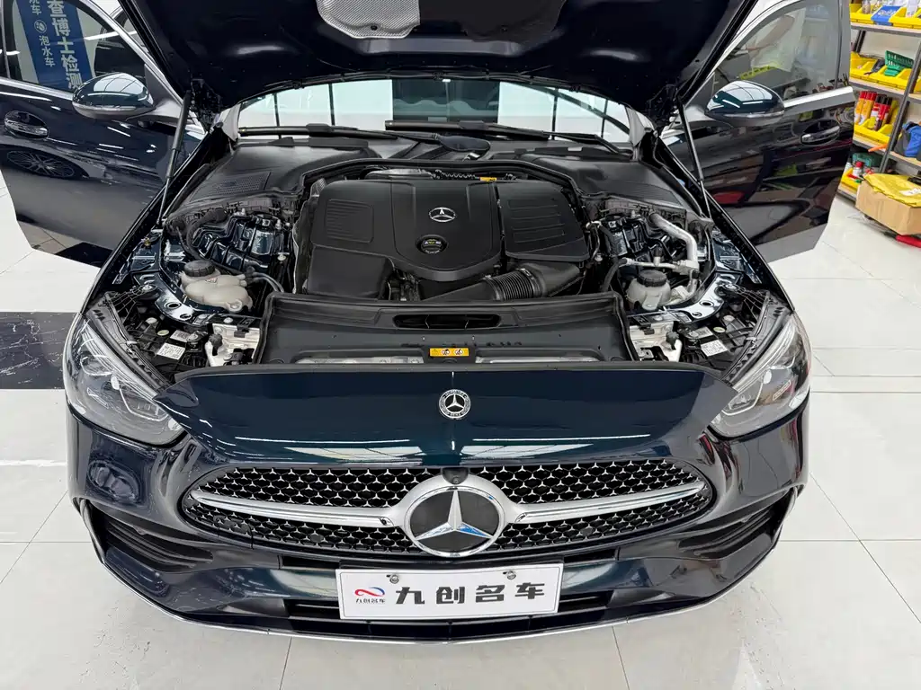 Mercedes-Benz C-Class — миниатюра 2