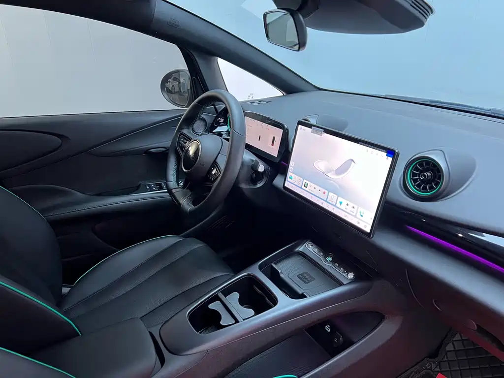 BYD Dolphin — миниатюра 8