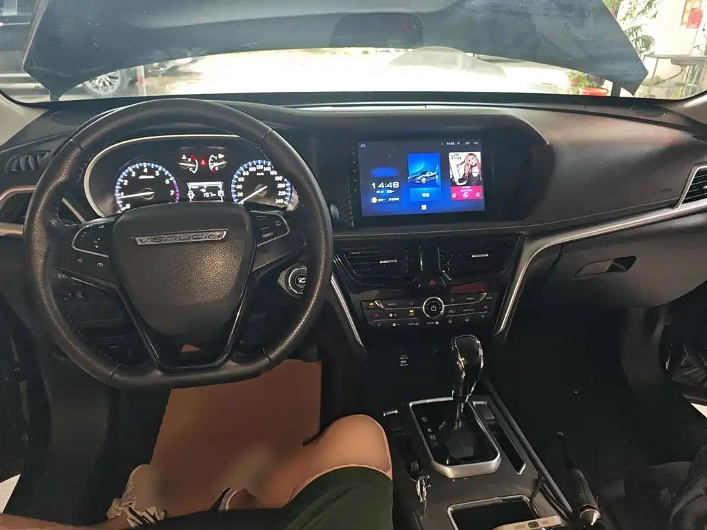 Venucia T90 — миниатюра 10