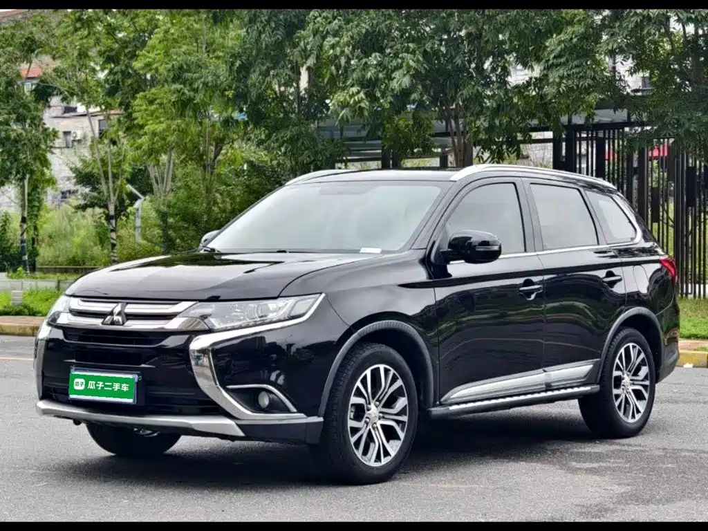Mitsubishi Outlander — миниатюра 2