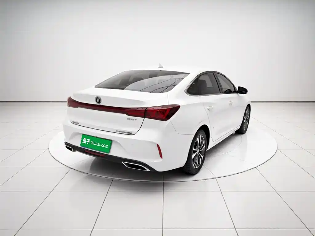 Changan Eado — миниатюра 6