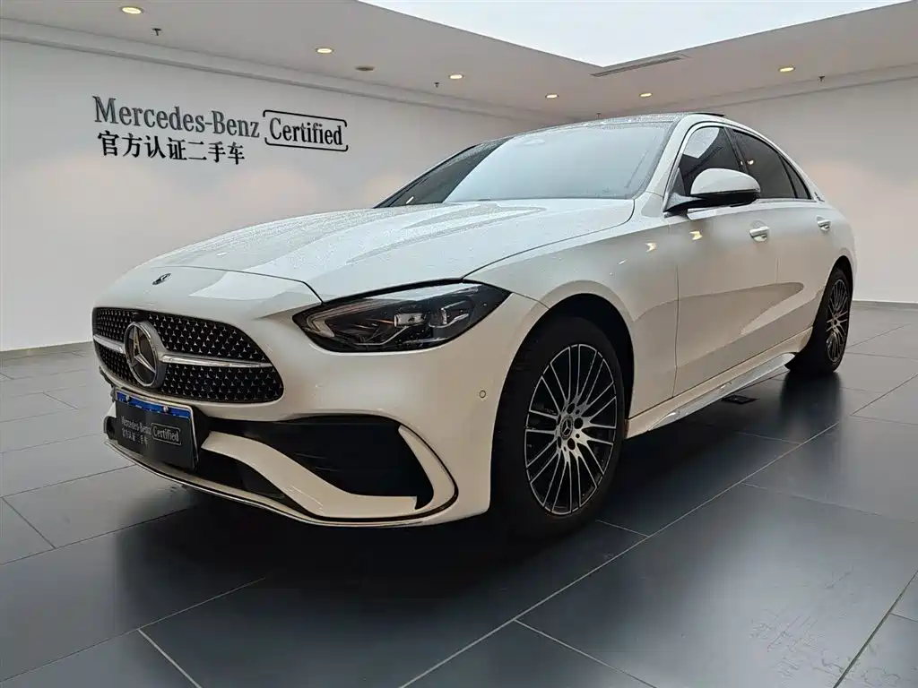 Mercedes-Benz C-Class 2024