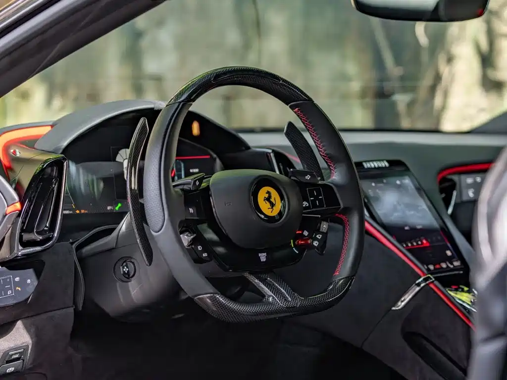 Ferrari Roma 3.9T V8, фото 7