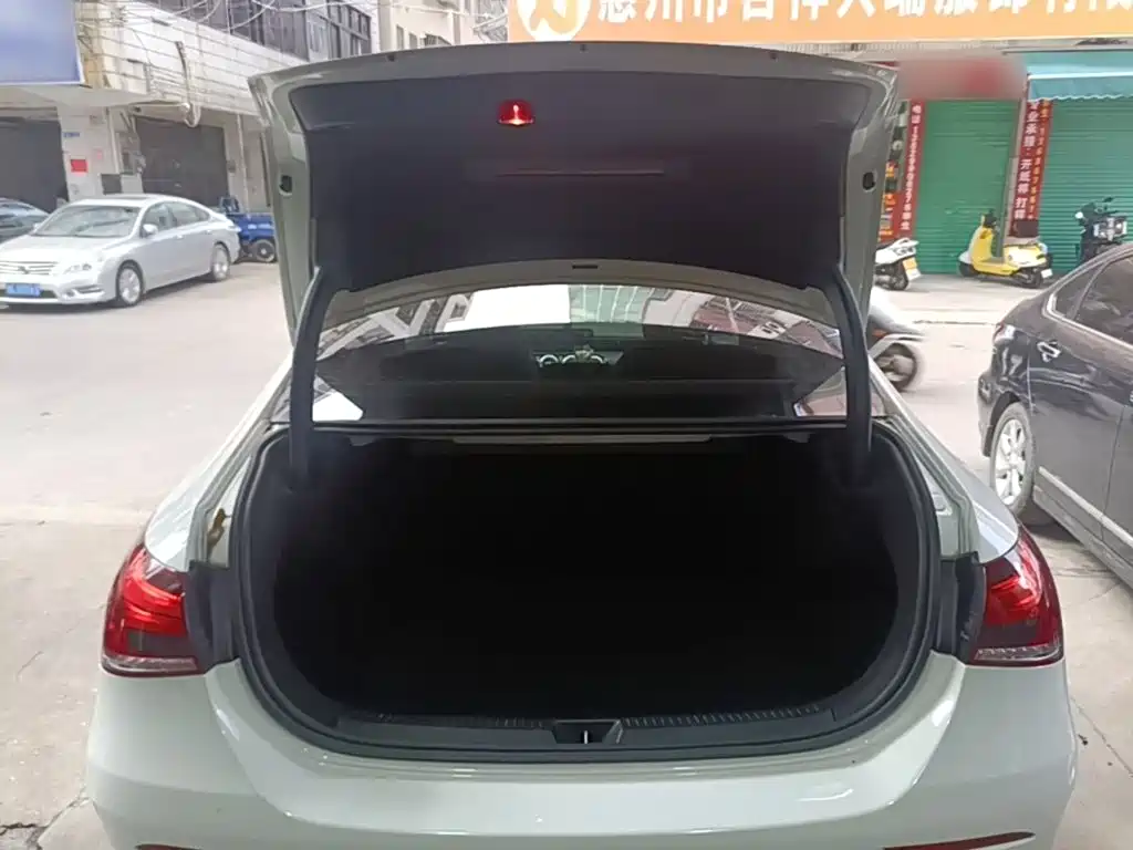 Mercedes-Benz A-Class — миниатюра 19