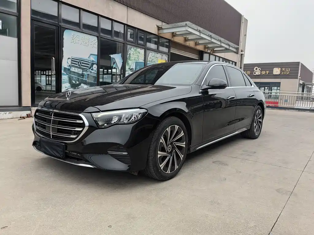 Mercedes-Benz E-Class 2024