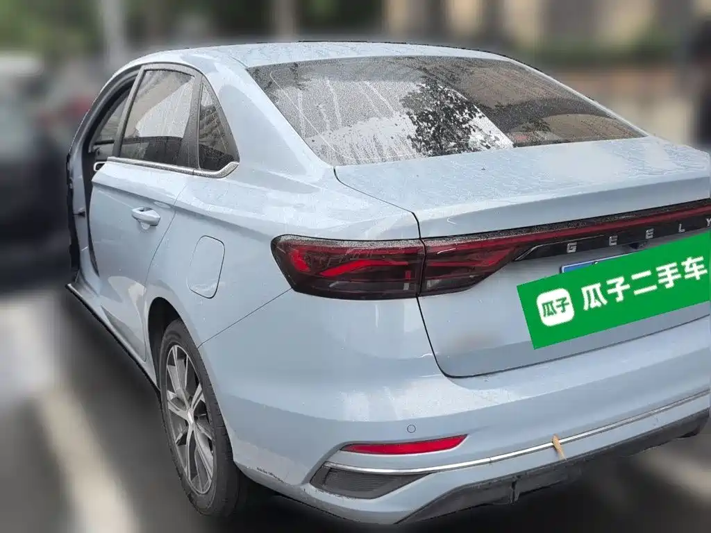 Geely Emgrand — миниатюра 25