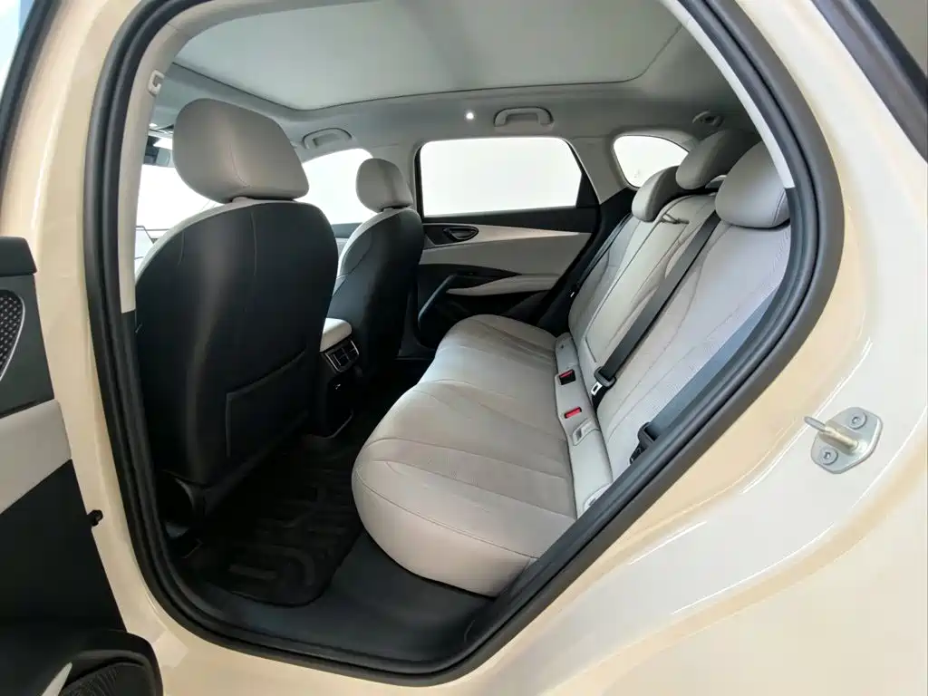 BYD Seal 06 DM-i Touring — миниатюра 11