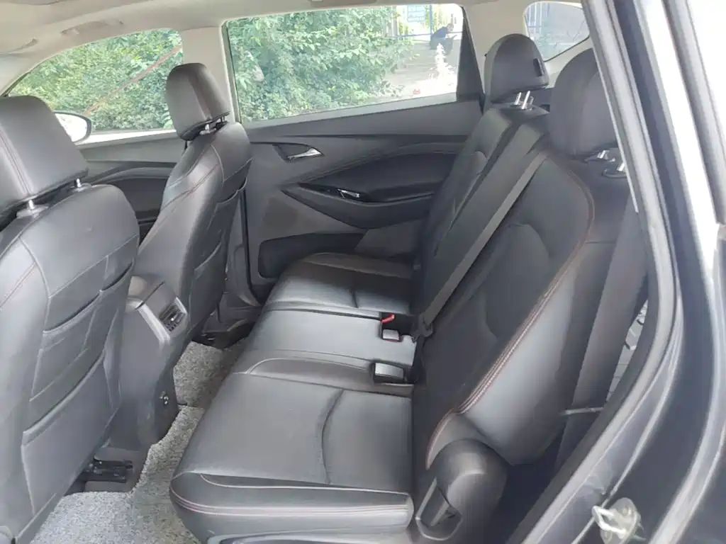 Chevrolet Volando — миниатюра 17