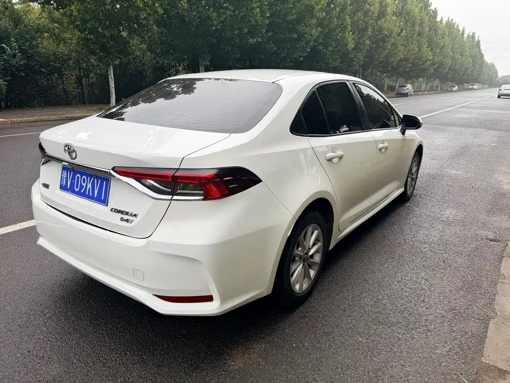 Toyota Corolla — миниатюра 7