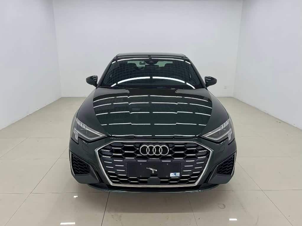 Audi A3 1.4 л 2022 г. Зелёный, пробег 47000 км