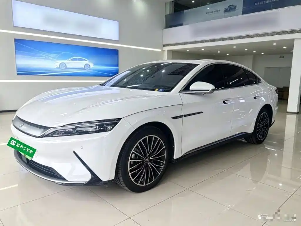 BYD Han — миниатюра 2