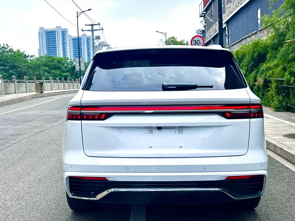 Geely Xingyue L — миниатюра 7