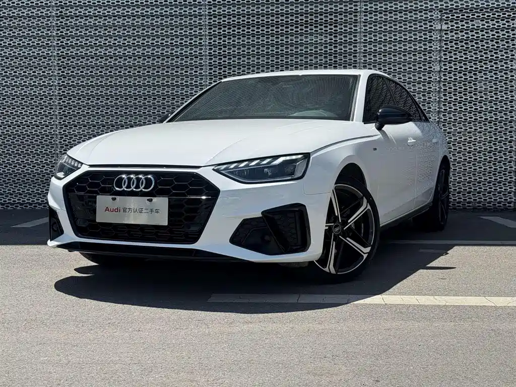 Audi A4L 2024 40 TFSI Luxury Dynamic Type