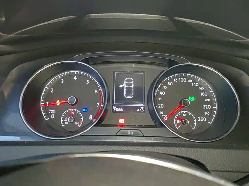 Volkswagen Golf — миниатюра 12