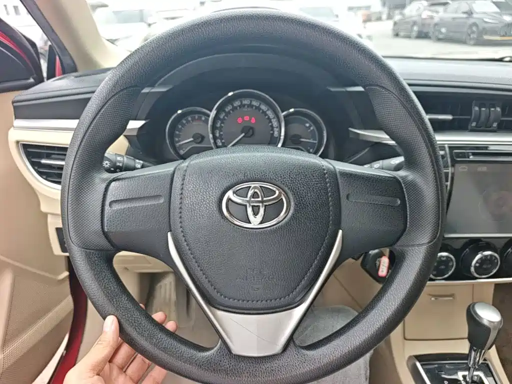 Toyota Corolla — миниатюра 11