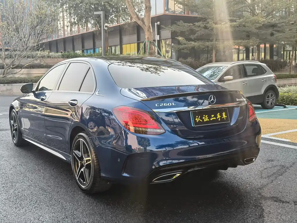 MERCEDES-BENZ C CLASS