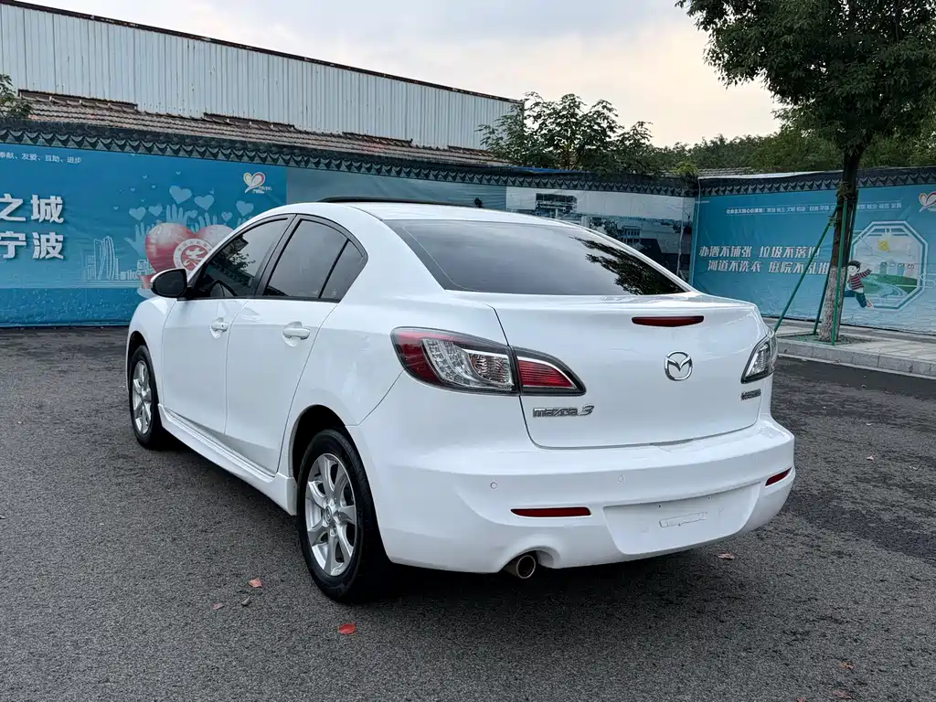 Mazda 3 Xingcheng — миниатюра 7