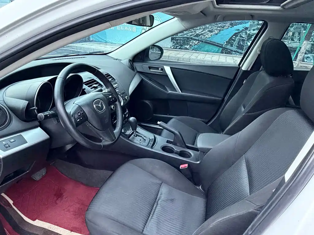 Mazda 3 Xingcheng — миниатюра 9