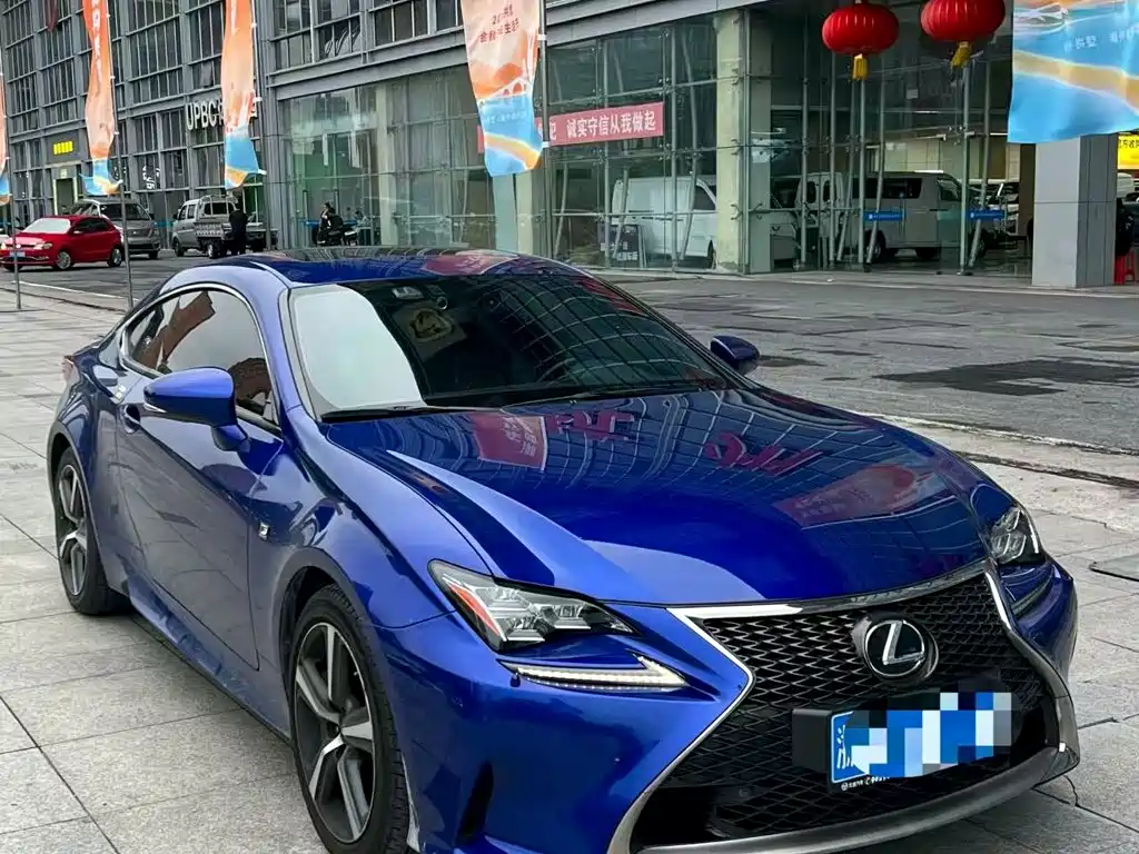 Lexus RC — миниатюра 3